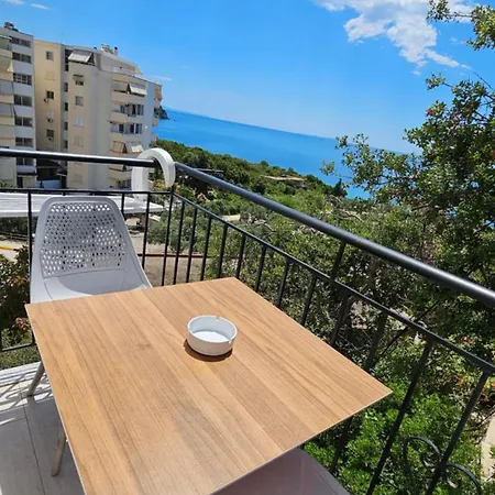 Guest house Arileo Himare